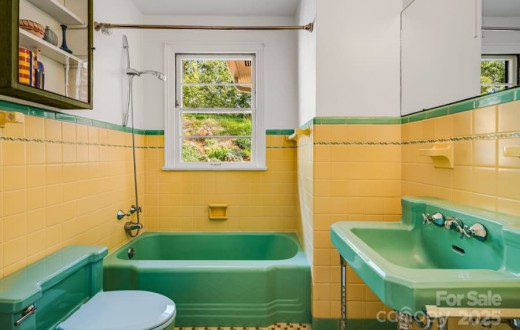 (1957) Passive Solar Ranch w/ Style