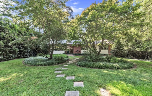 Small in Country Club Hills
