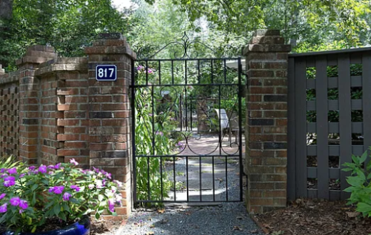 (1952/2001) COMING SOON IN GREENWOOD