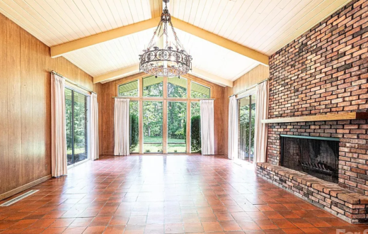 (1963) Unique Hilltop MCM Design