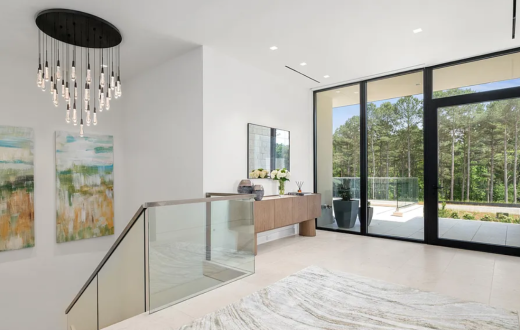 (2024) 10+ Car Garage, Furnished