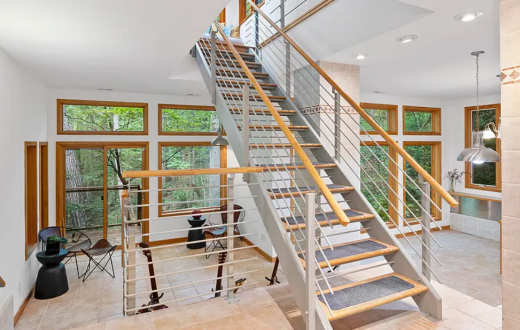 (2000) Stunner on an Acreage