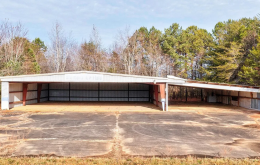 (1949) MCM with its own 'Plane Hangar