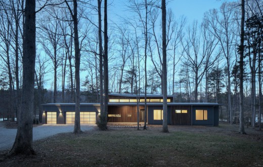 MODERNIST WATERFRONT ON LAKE ORANGE